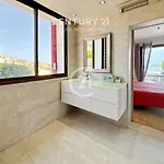 Maison Familiale Avec Vue Sur La Baie De *