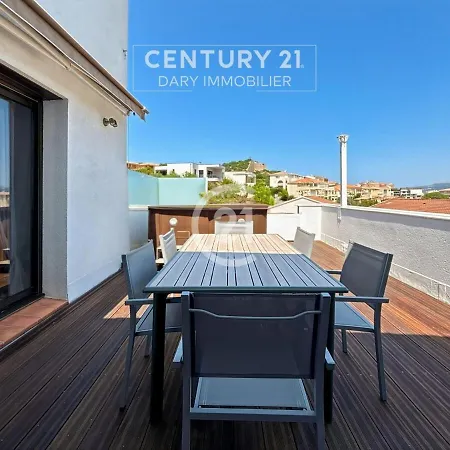 Casa vacanze Maison Familiale Avec Vue Sur La Baie De Calvi (Corsica)
